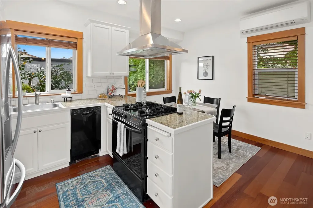 9219 Stone Avenue N Seattle WA 98103