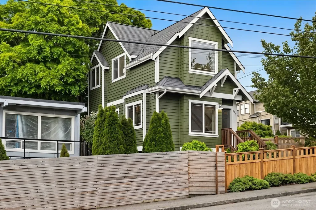 9219 Stone Avenue N Seattle WA 98103