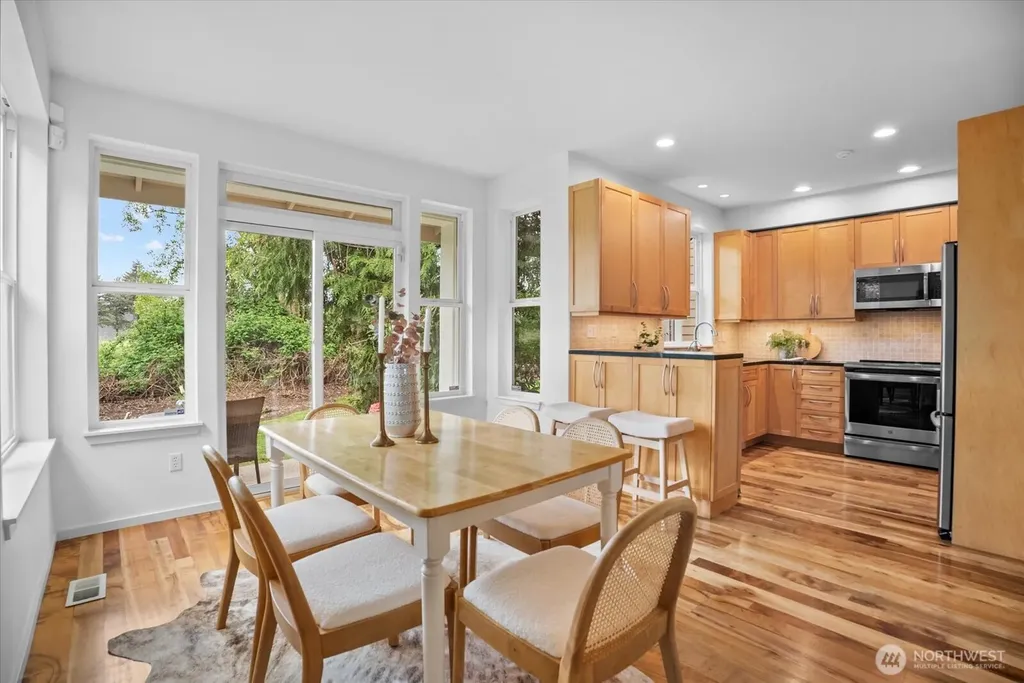 9301 156th Place NE Redmond WA 98052