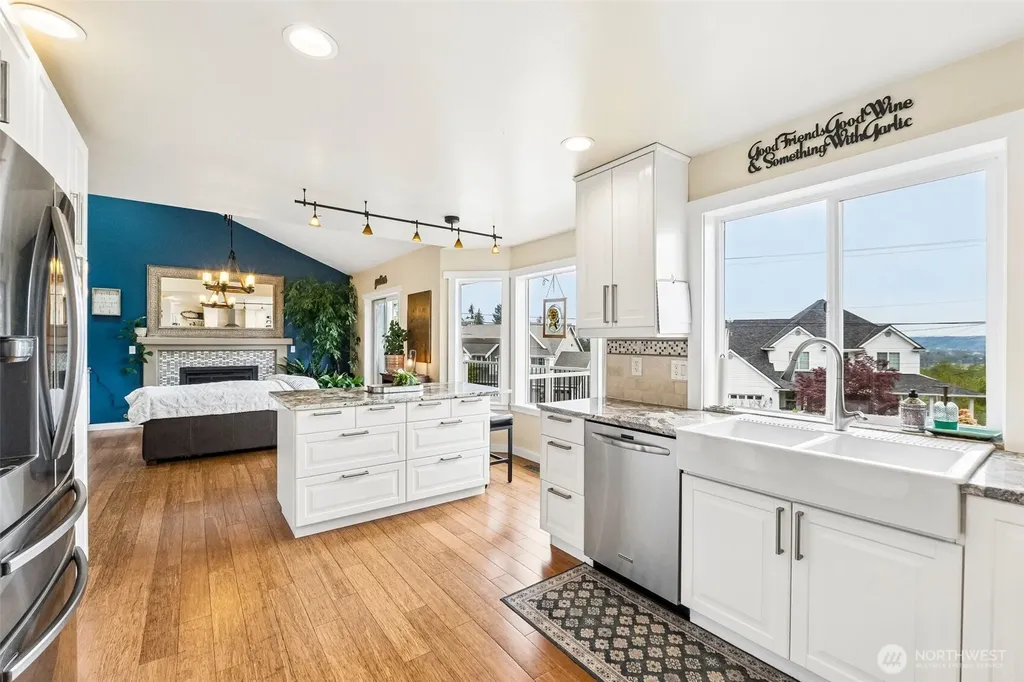1929 19th Avenue Ct SE Puyallup WA 98372