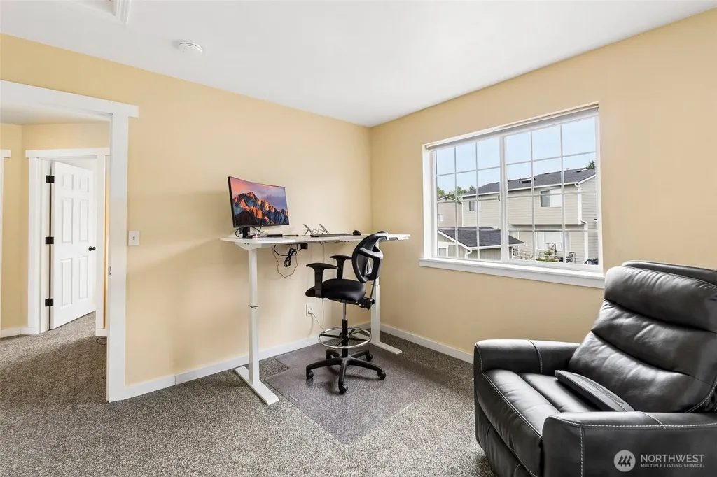 1929 19th Avenue Ct SE Puyallup WA 98372