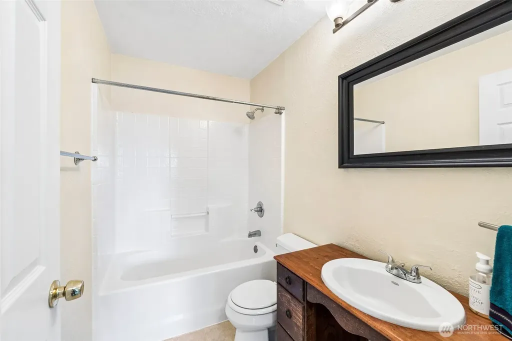1929 19th Avenue Ct SE Puyallup WA 98372