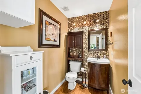1929 19th Avenue Ct SE Puyallup WA 98372