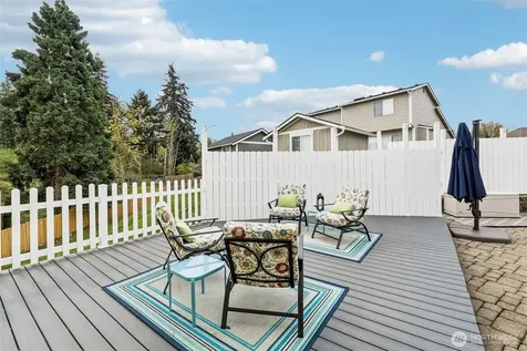 1929 19th Avenue Ct SE Puyallup WA 98372