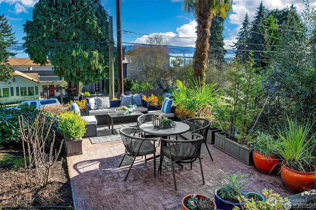 707 Lake Washington Boulevard S Seattle WA 98144