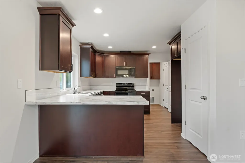 103 Poplar Street Royal City WA 99357