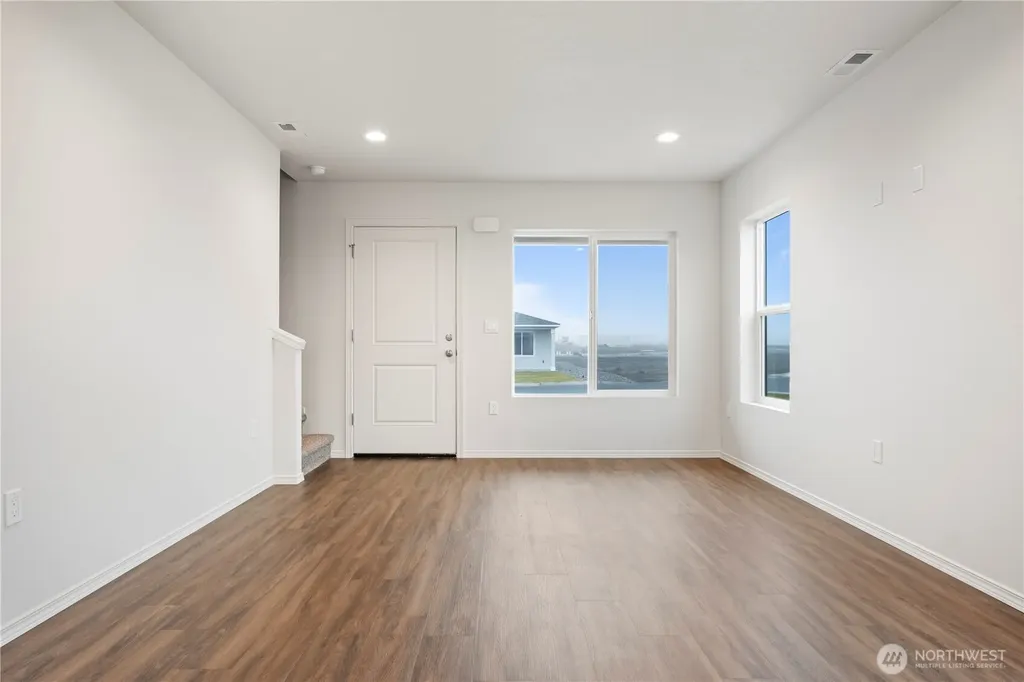 103 Poplar Street Royal City WA 99357
