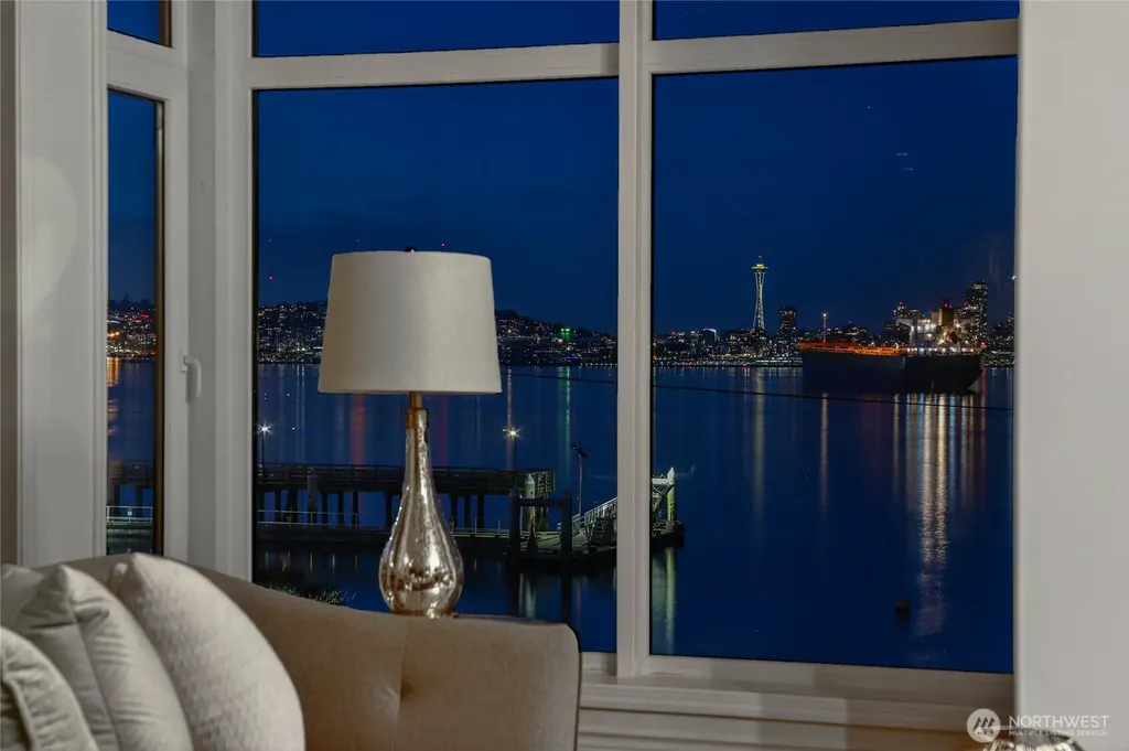 1661 Harbor Avenue SW Seattle WA 98126