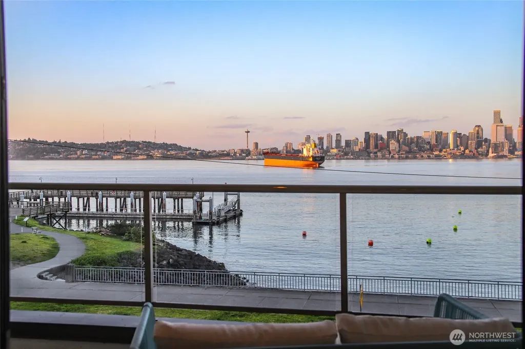 1661 Harbor Avenue SW Seattle WA 98126