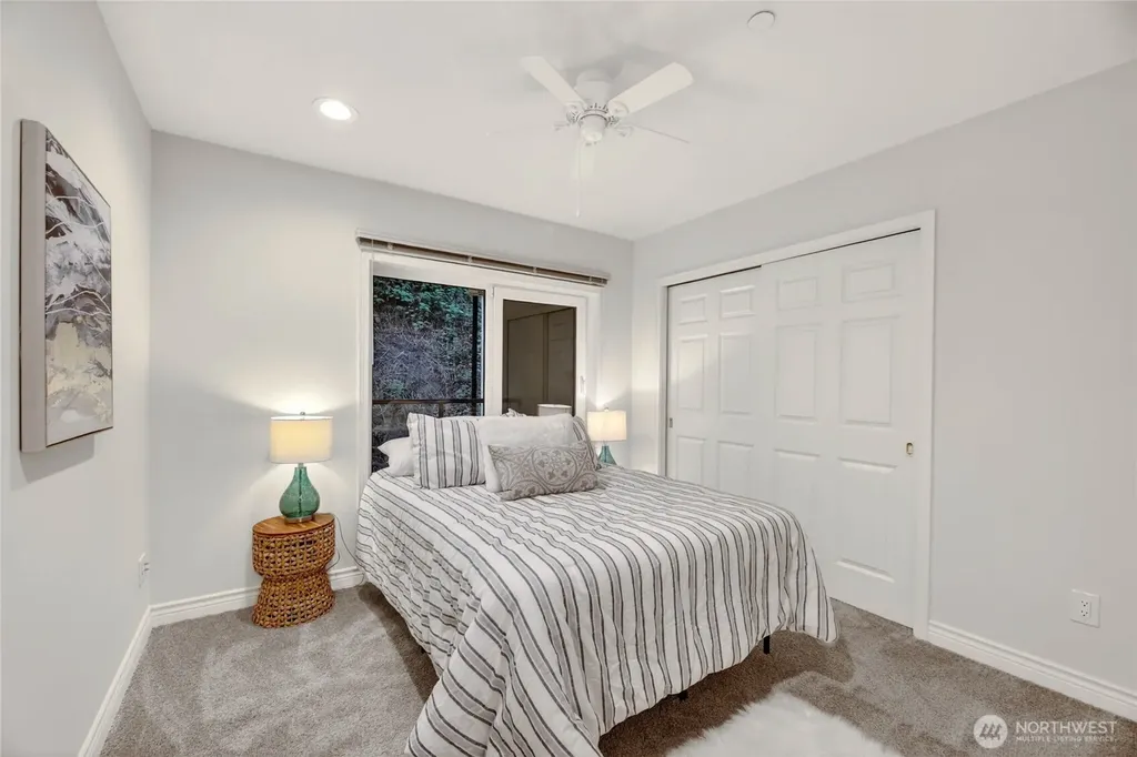 1661 Harbor Avenue SW Seattle WA 98126