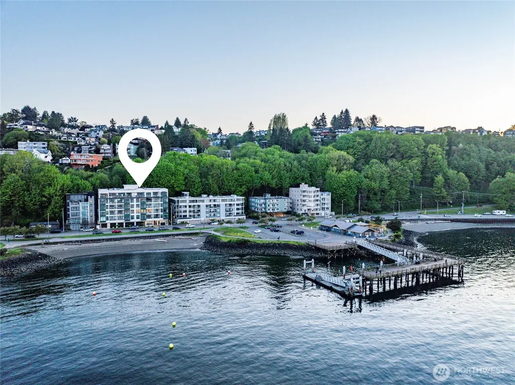 1661 Harbor Avenue SW Seattle WA 98126