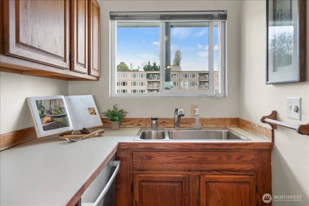 414 Lakeside Avenue S Seattle WA 98144
