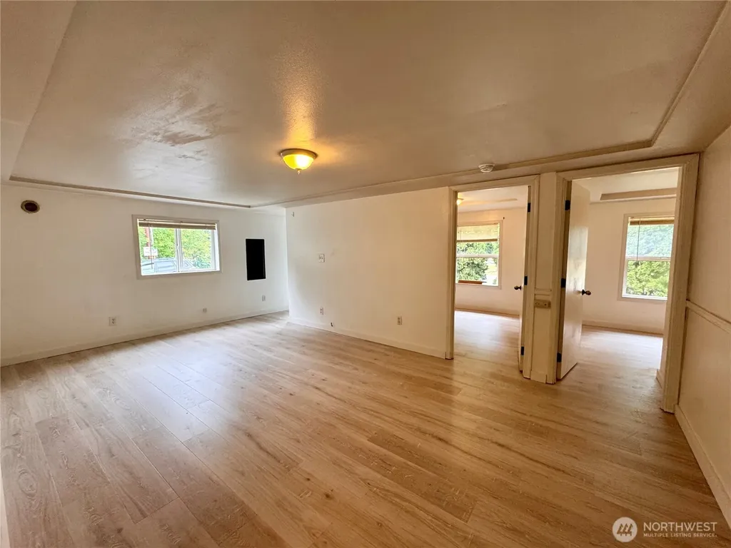 1409 Railroad Avenue Shelton WA 98584