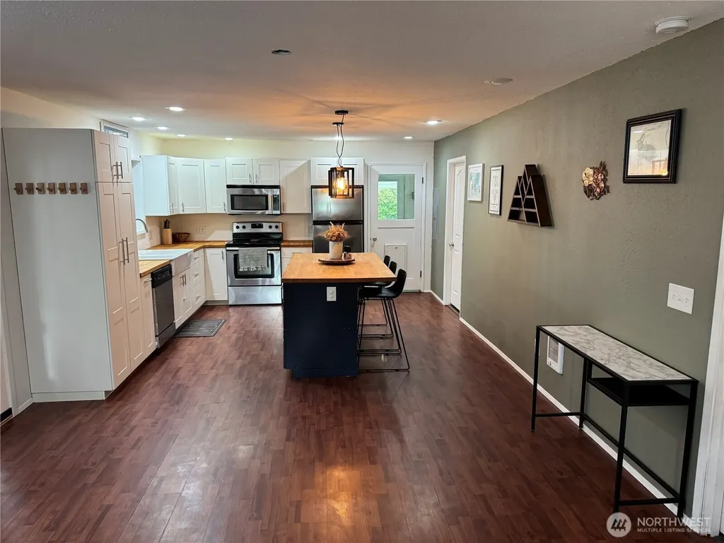 158 Gharet Road Randle WA 98377