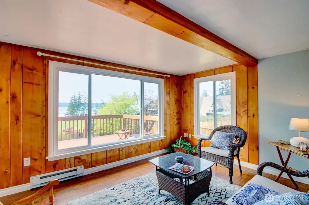 818 Serene View Road Camano Island WA 98282