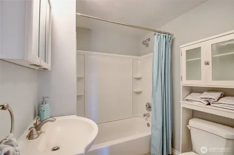 818 Serene View Road Camano Island WA 98282