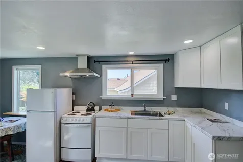 818 Serene View Road Camano Island WA 98282