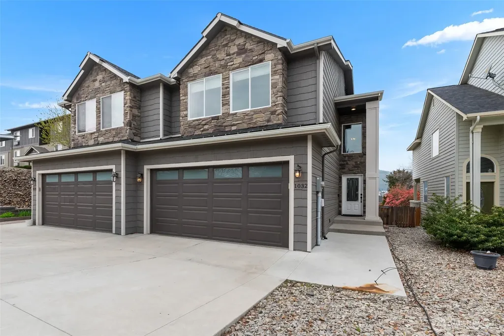 1032 Corum Circle East Wenatchee WA 98802