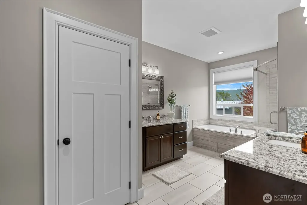 1032 Corum Circle East Wenatchee WA 98802