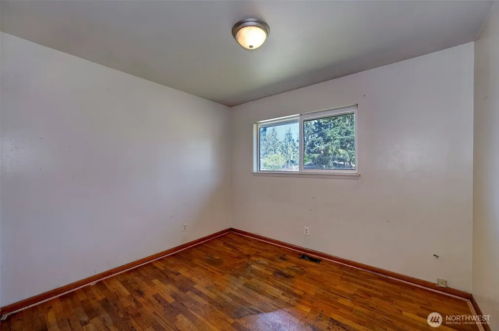 504 26th Street SE Auburn WA 98002