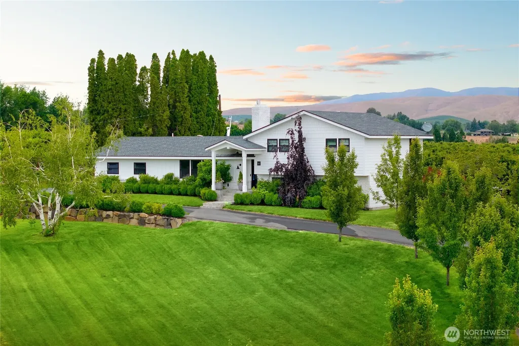 367 Baker Road Selah WA 98942
