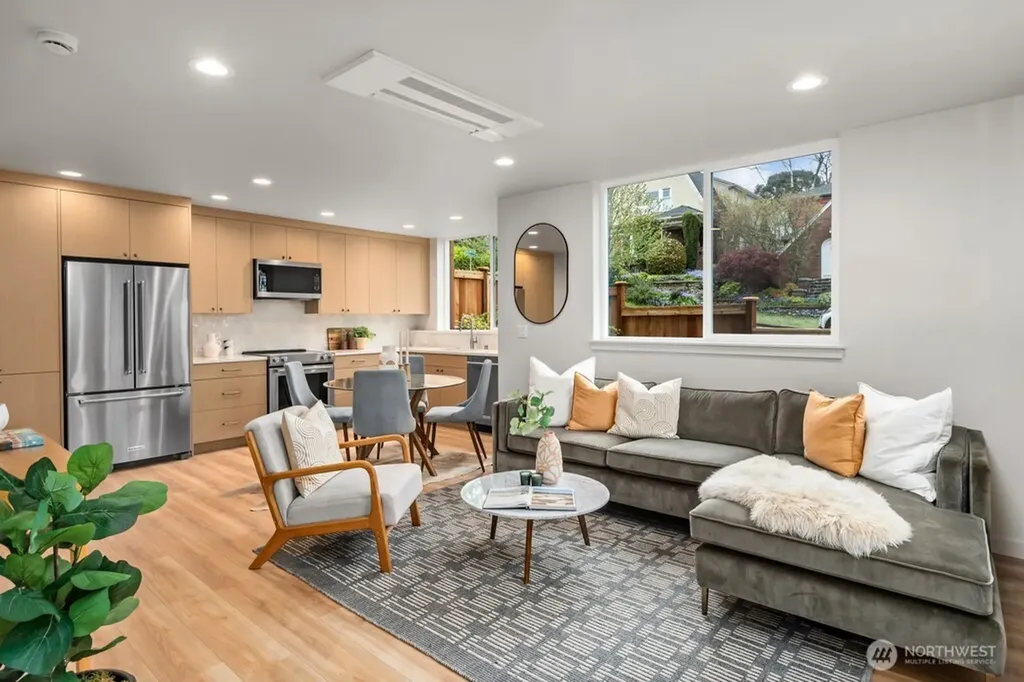 2509 N 42nd Street Seattle WA 98103