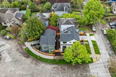 2509 N 42nd Street Seattle WA 98103