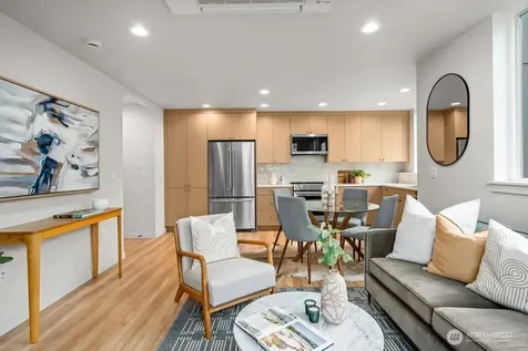 2509 N 42nd Street Seattle WA 98103