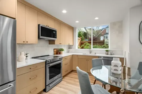 2509 N 42nd Street Seattle WA 98103
