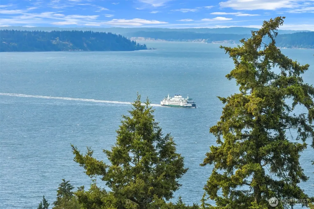 1229 Crownmill Avenue Mukilteo WA 98275