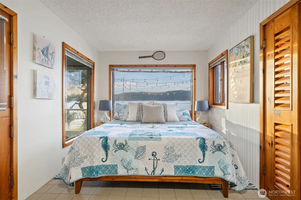 16631 E State Route 106 Belfair WA 98528