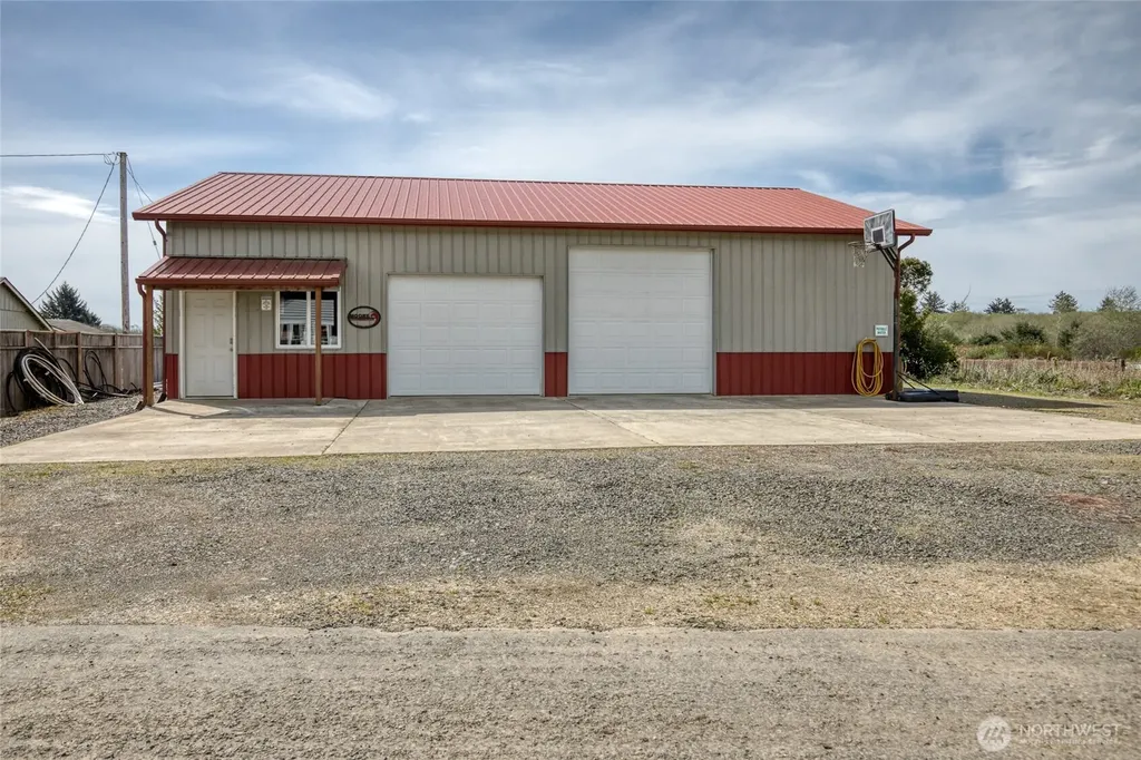 91 Hogan Road Hoquiam WA 98550