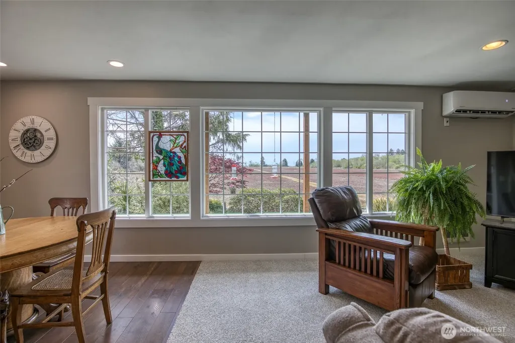 91 Hogan Road Hoquiam WA 98550