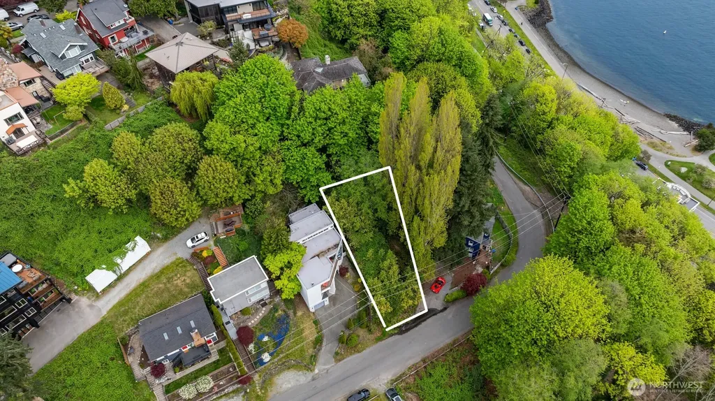 1601 Ferry Avenue SW Seattle WA 98116