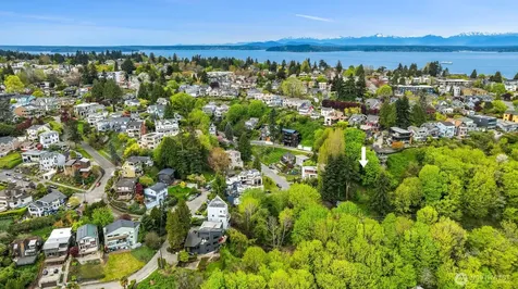 1601 Ferry Avenue SW Seattle WA 98116