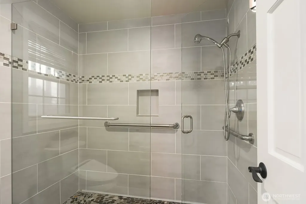 14314 NE 10th Place Bellevue WA 98007
