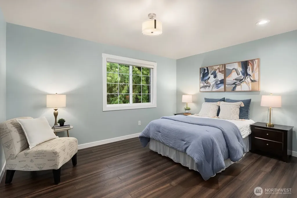 14314 NE 10th Place Bellevue WA 98007