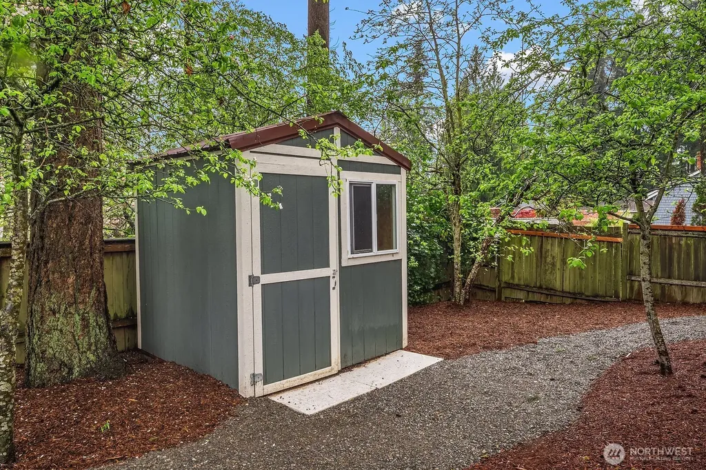 14314 NE 10th Place Bellevue WA 98007