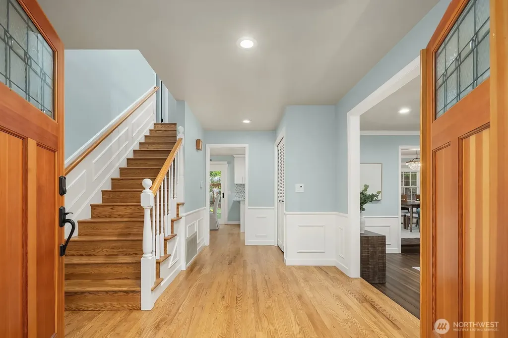14314 NE 10th Place Bellevue WA 98007