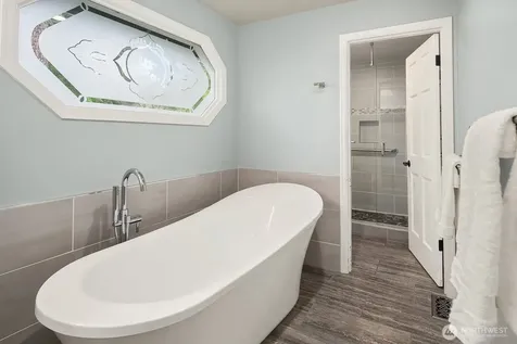 14314 NE 10th Place Bellevue WA 98007