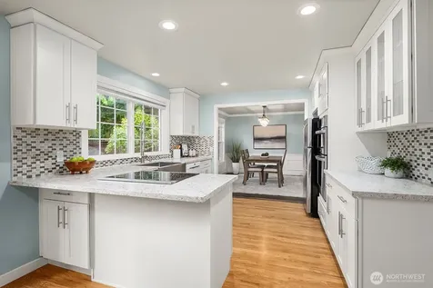 14314 NE 10th Place Bellevue WA 98007