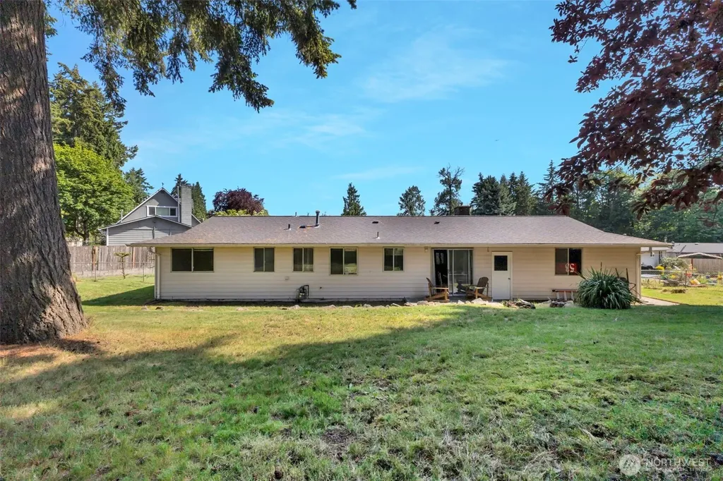6506 103rd Street E Puyallup WA 98373