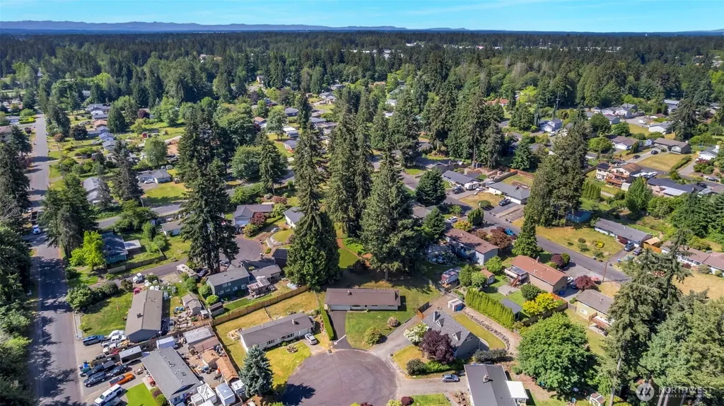 6506 103rd Street E Puyallup WA 98373