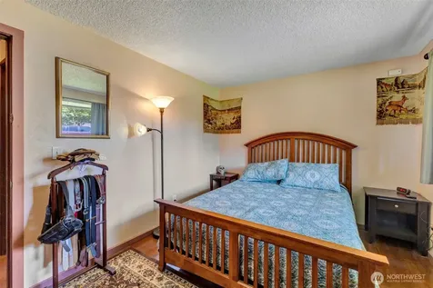 6506 103rd Street E Puyallup WA 98373