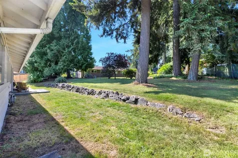 6506 103rd Street E Puyallup WA 98373