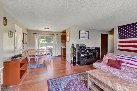 6506 103rd Street E Puyallup WA 98373