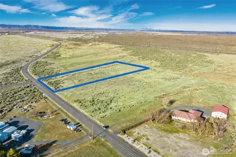 9989 NE Neppel Road Moses Lake WA 98837