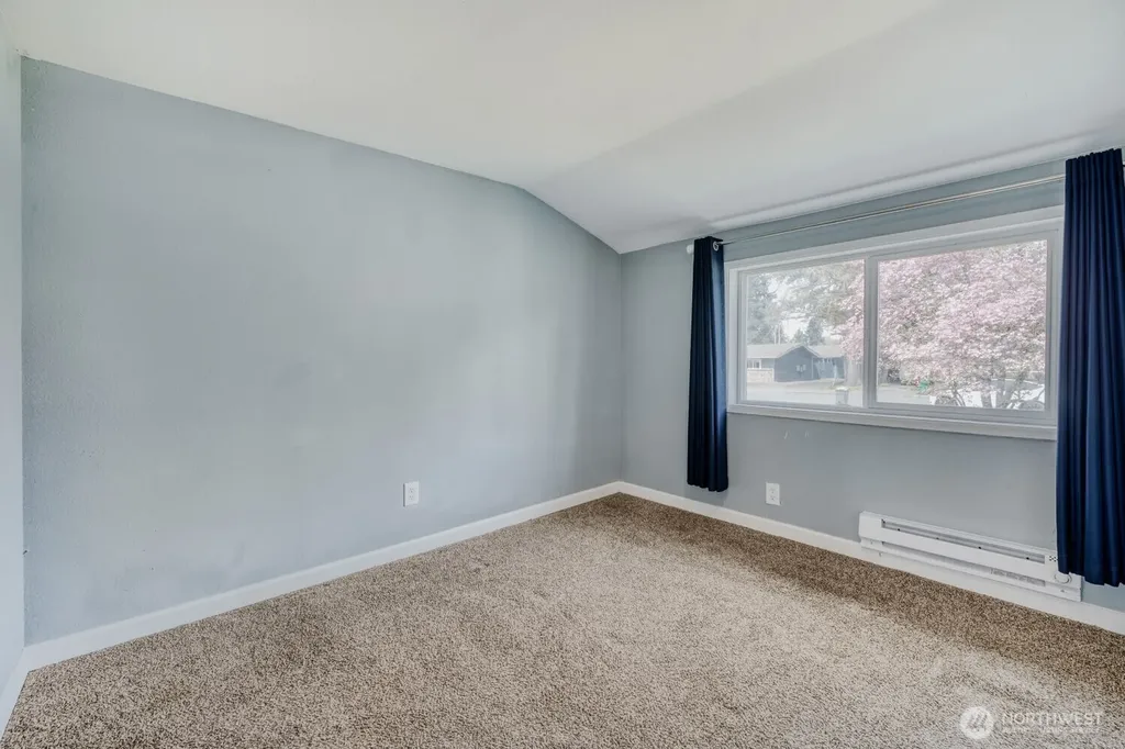 908 9th Street NE Auburn WA 98002