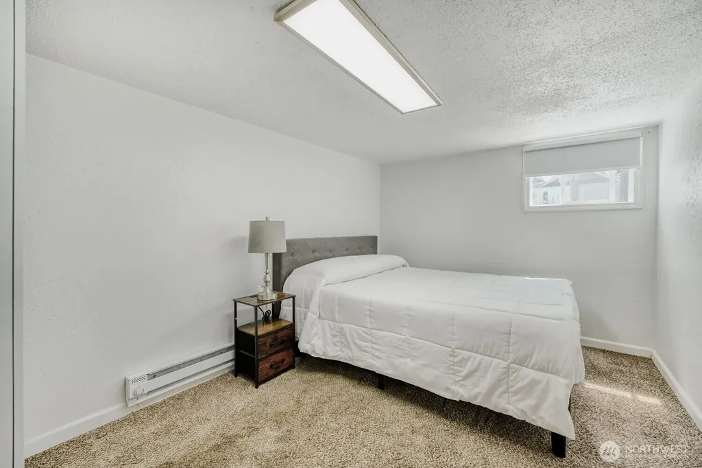 908 9th Street NE Auburn WA 98002