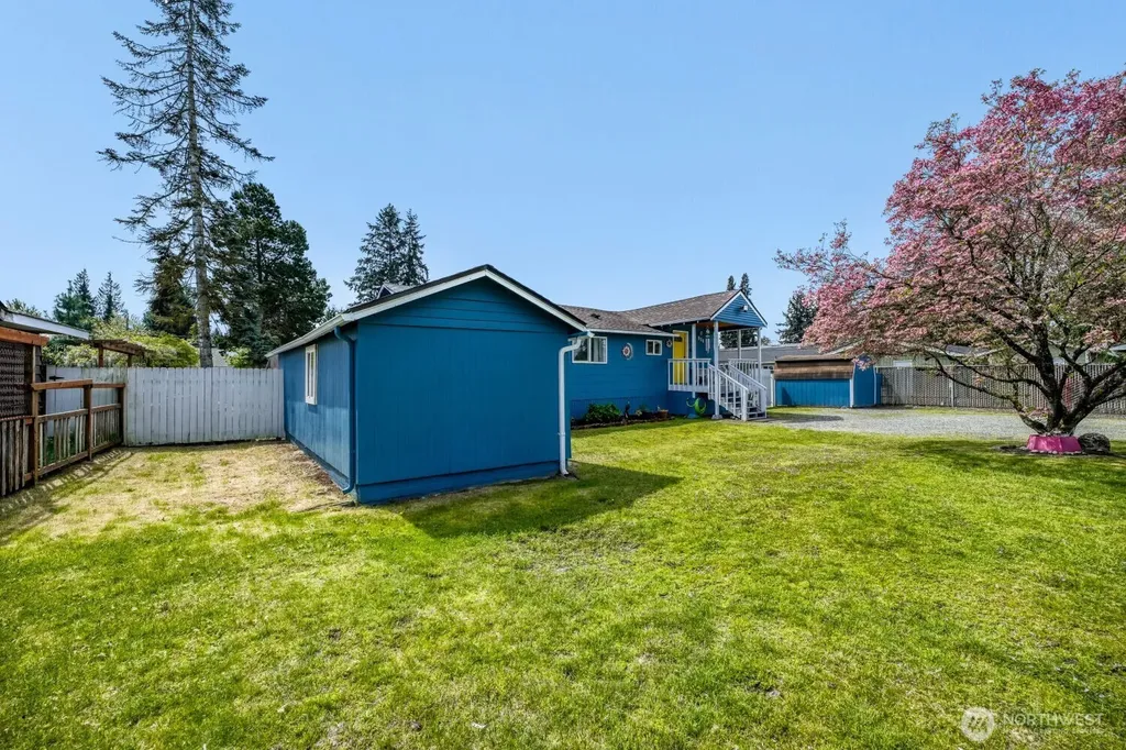 908 9th Street NE Auburn WA 98002